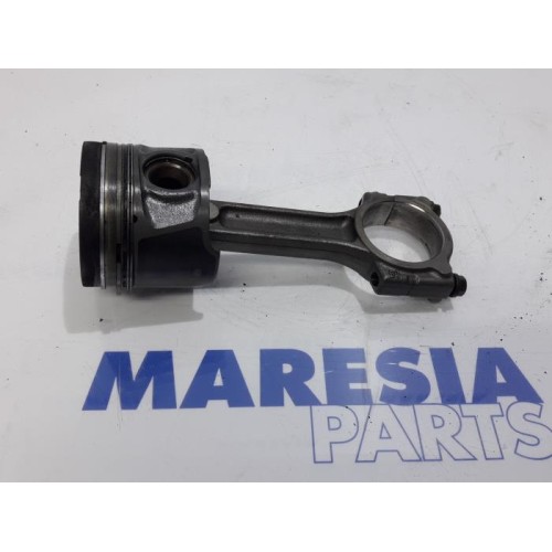 Renault - Megane - Piston