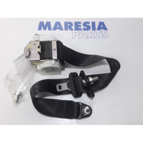 Fiat - 500 - Sicherheitsgurt links hinten