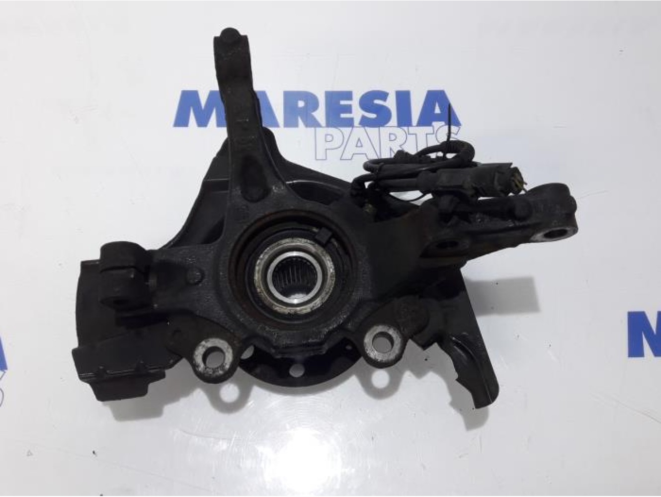 Fiat - Punto Evo - Achsschenkel links vorne