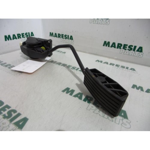 Peugeot - 407 - Throttle pedal position sensor