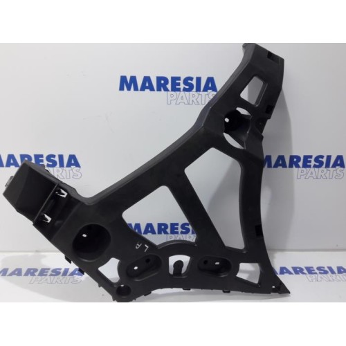 Renault - Megane - Bumperframe achter
