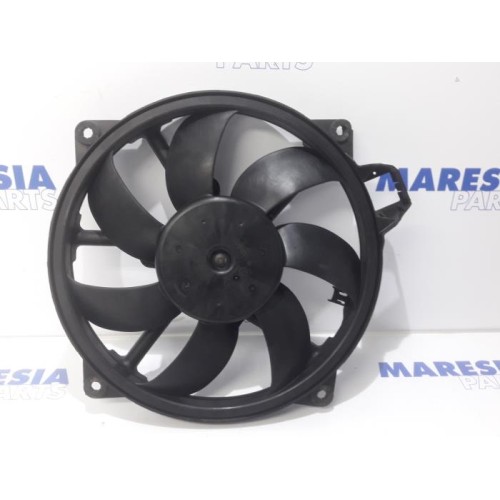 Renault - Megane - Fan motor