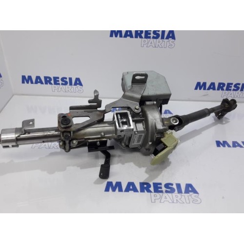 Renault - Megane - Steering column housing