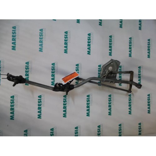 Renault - Megane Scenic - Wiper mechanism