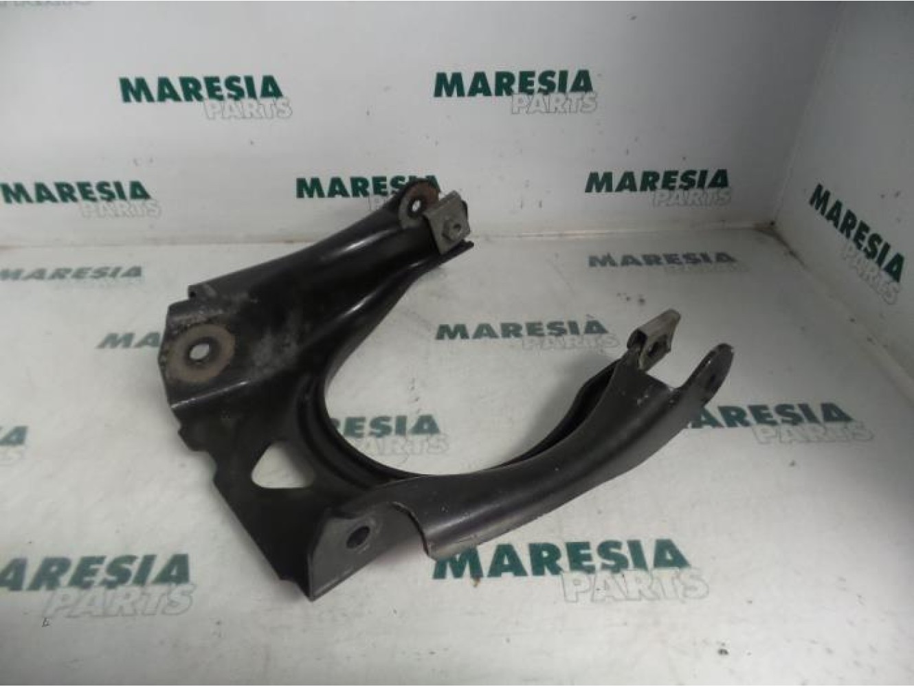 Peugeot - 407 - Front upper wishbone, right