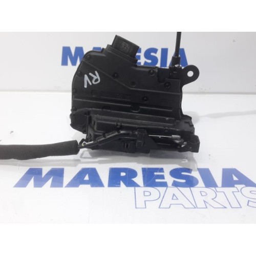 Renault - Clio - Front door lock mechanism 4-door, right