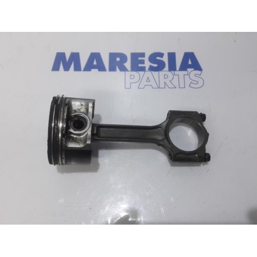 Renault - Scenic - Piston