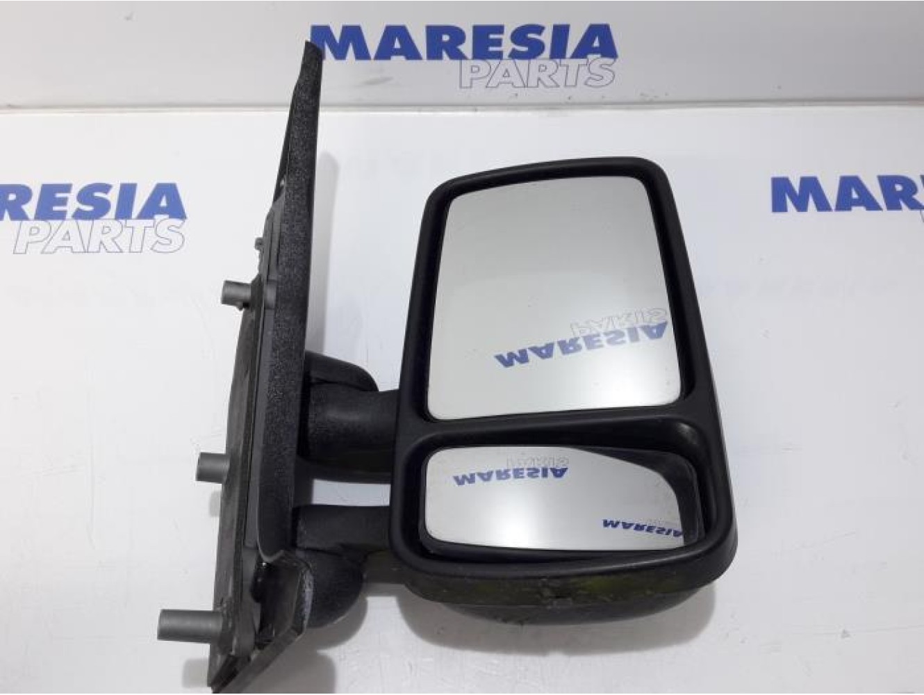 Renault - Master - Wing mirror, right