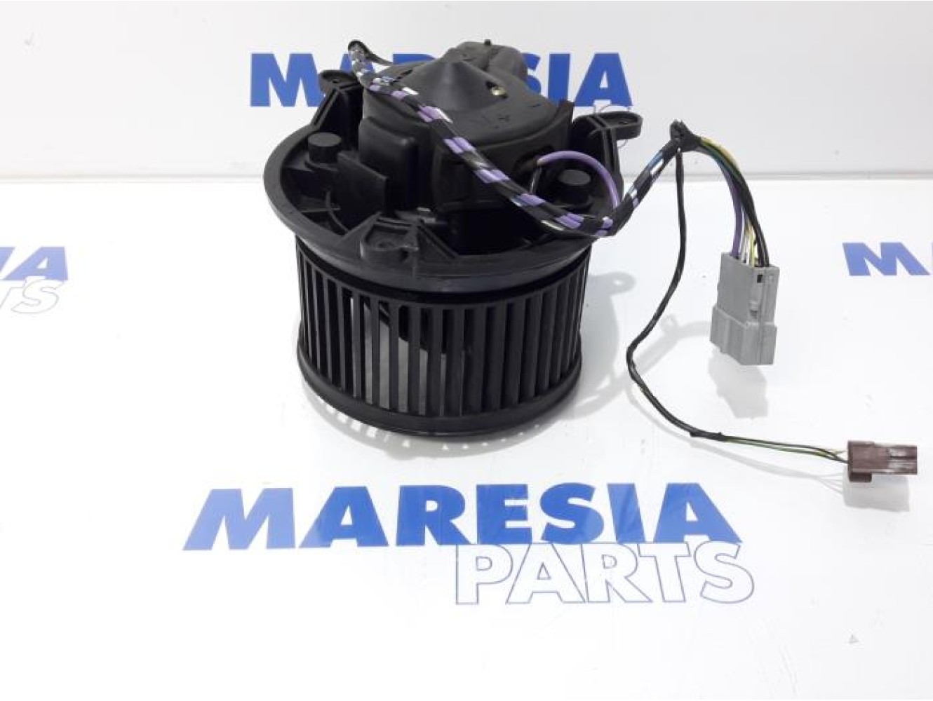Renault - Master - Heating and ventilation fan motor