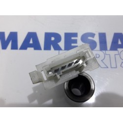 Renault - Master - Heater resistor
