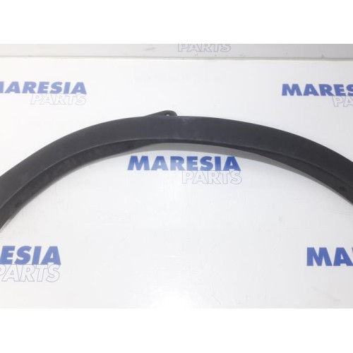 Renault - Master - Side skirt, right