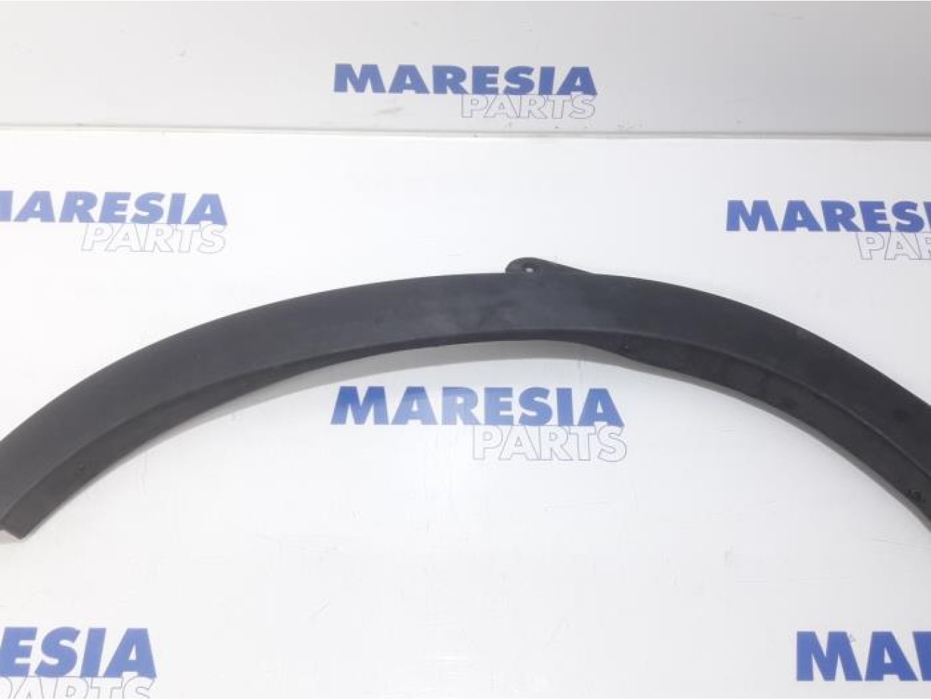 Renault - Master - Zijskirt links