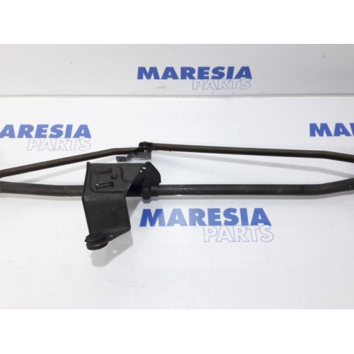Renault - Master - Wiper mechanism
