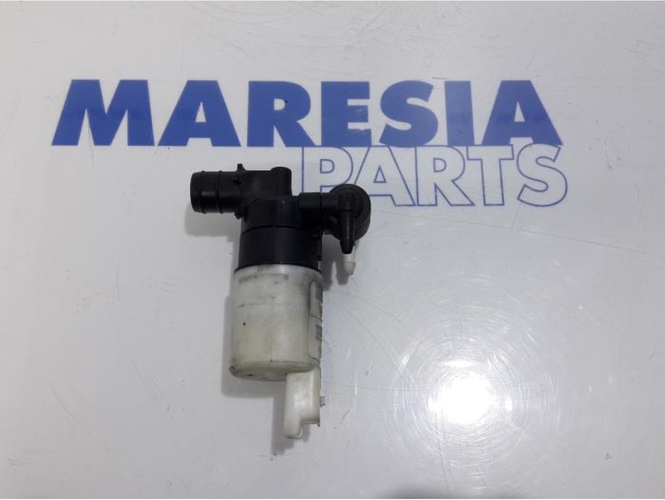 Peugeot - 308 - Scheibensprüherpumpe vorne