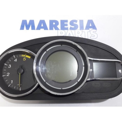 Renault - Megane - Instrumentenbrett