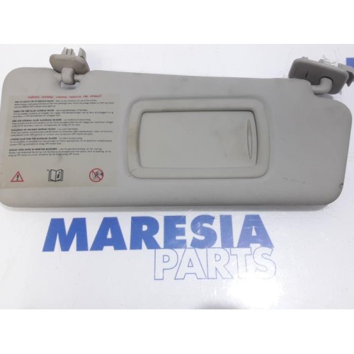 Renault - Megane - Sun visor