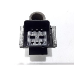Renault - Megane - Glow plug relay