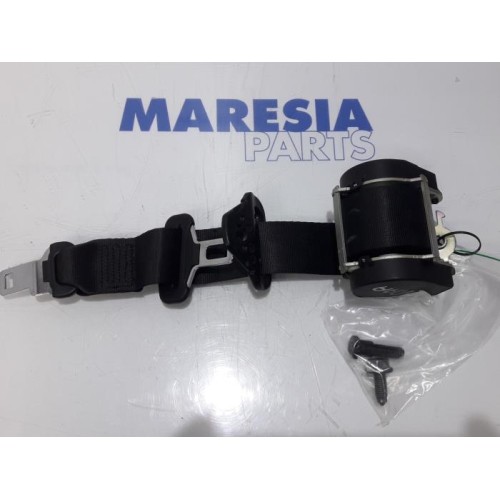 Peugeot - 308 - Rear seatbelt, right