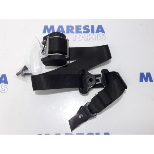 Peugeot - 308 - Rear seatbelt, right