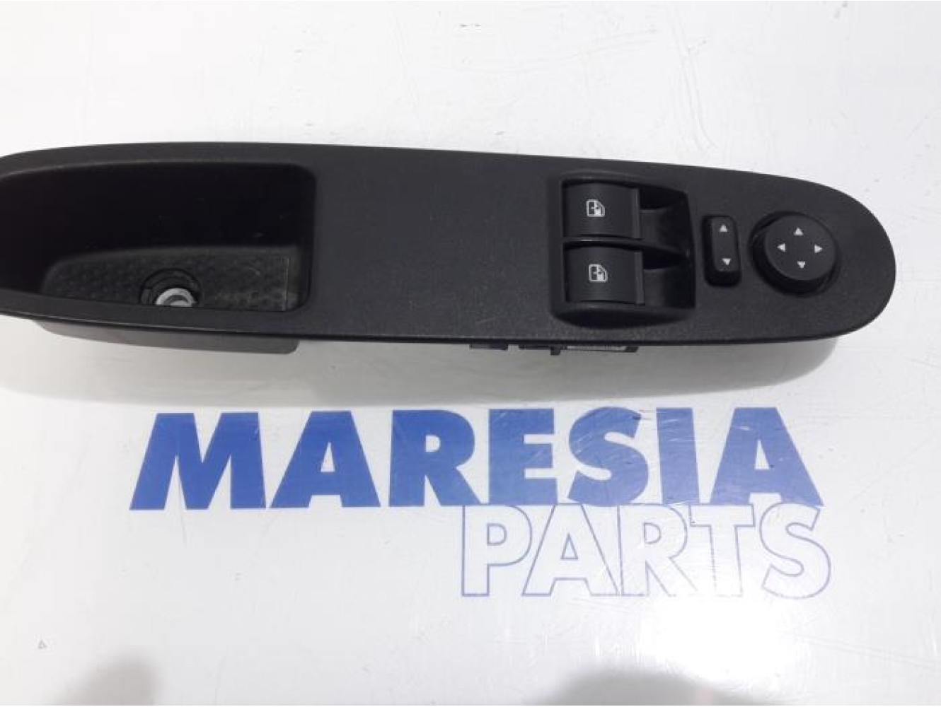 Fiat - Punto Evo - Multi-functional window switch