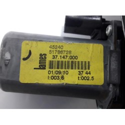 Fiat - Punto Evo - Window mechanism 4-door, front right
