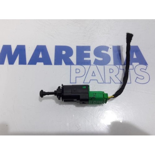 Peugeot - 207 - Switch