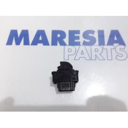 Peugeot - 207 - Switch