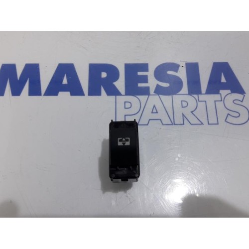 Peugeot - 207 - Switch