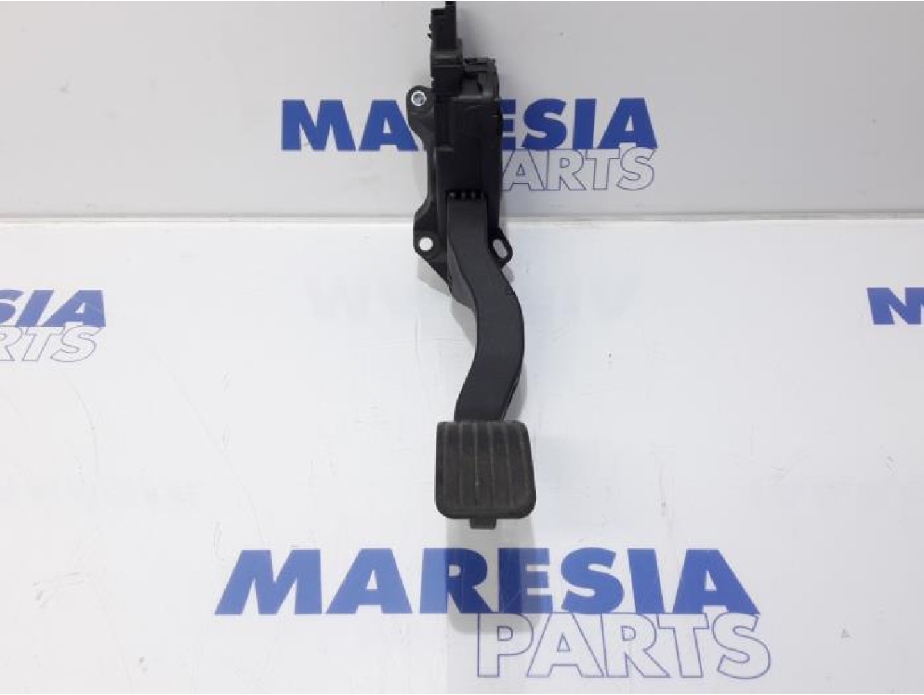 Peugeot - 207 - Throttle pedal position sensor