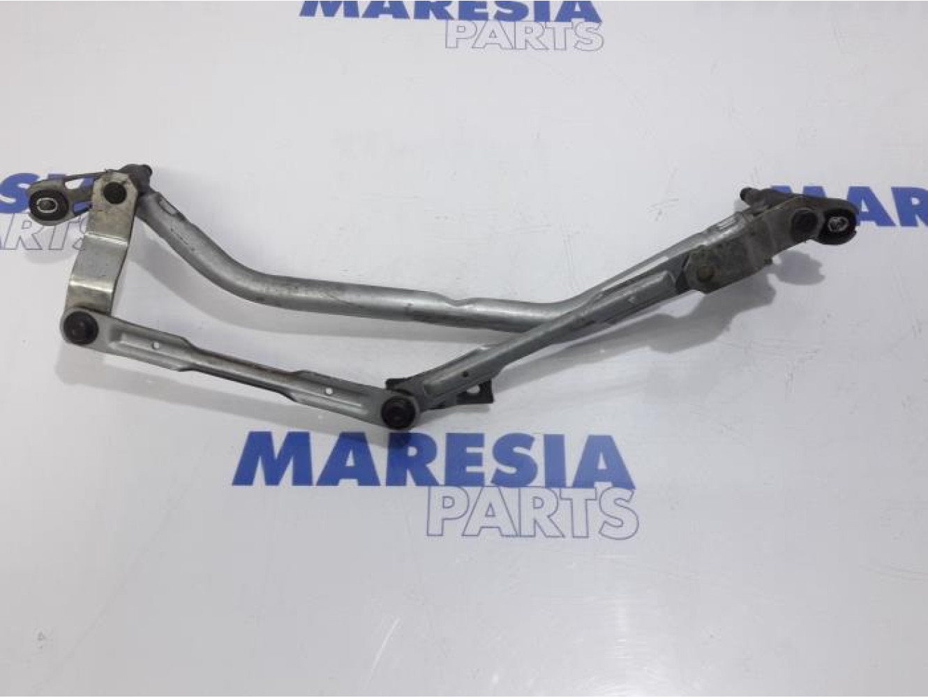 Peugeot - 207 - Wiper mechanism