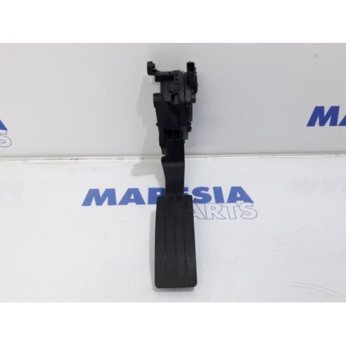 Renault - Clio - Gaspedalposition Sensor