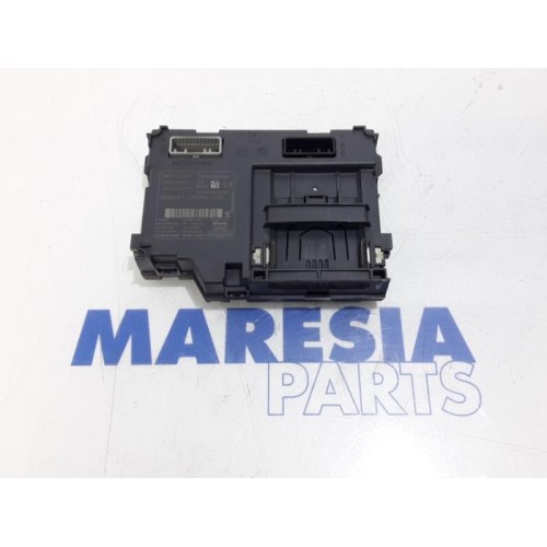 Renault - Clio - Card reader (lock)
