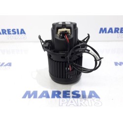 Renault - Clio - Heating and ventilation fan motor