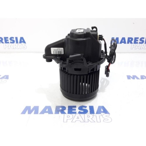 Renault - Clio - Heating and ventilation fan motor