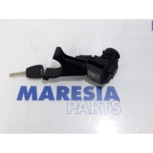 Fiat - Punto Evo - Kontaktslot+Sleutel