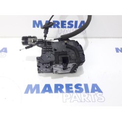 Renault - Clio - Front door lock mechanism 4-door, right