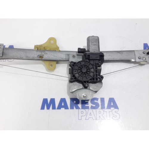 Renault - Clio - Window mechanism 4-door, front left
