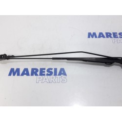 Citroen - C1 - Front wiper arm
