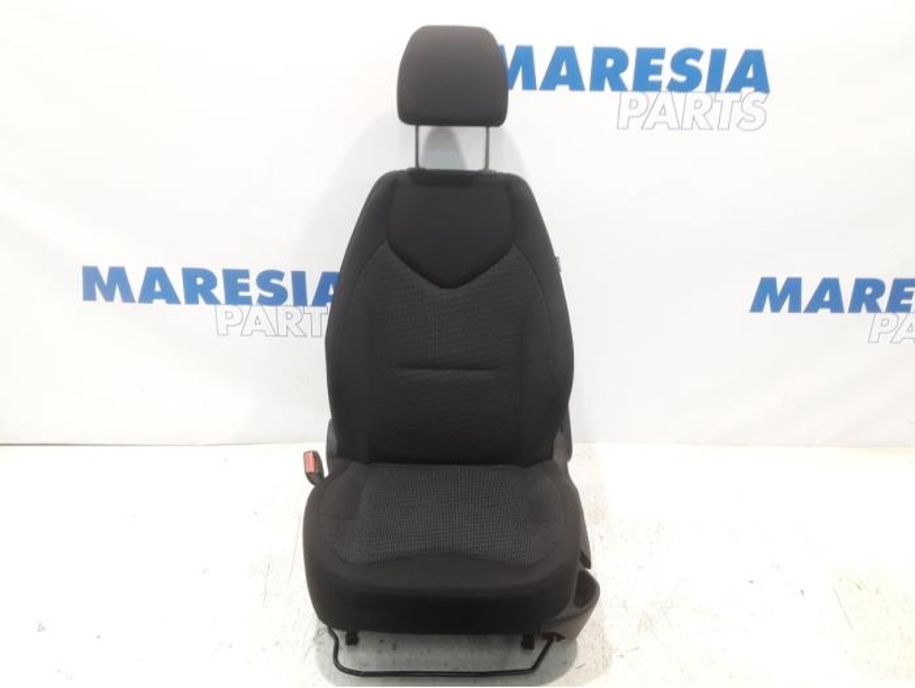 Peugeot - 308 - Sitz links