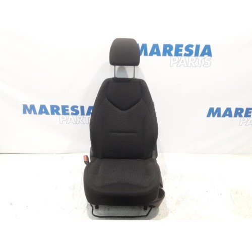 Peugeot - 308 - Stoel links