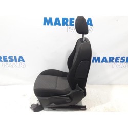 Peugeot - 207 - Sitz links