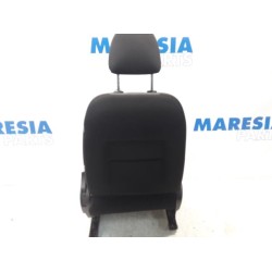 Peugeot - 207 - Sitz links