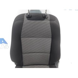 Peugeot - 207 - Sitz links