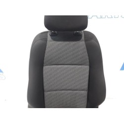 Peugeot - 207 - Sitz rechts