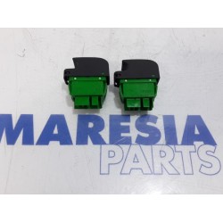 Citroen - C1 - Multi-functional window switch
