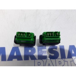 Citroen - C1 - Multi-functional window switch