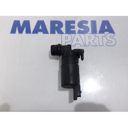 Citroen - C1 - Windscreen washer pump
