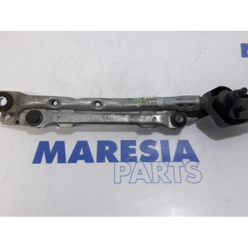 Citroen - C1 - Wiper mechanism