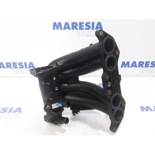 Peugeot - 206 - Intake manifold