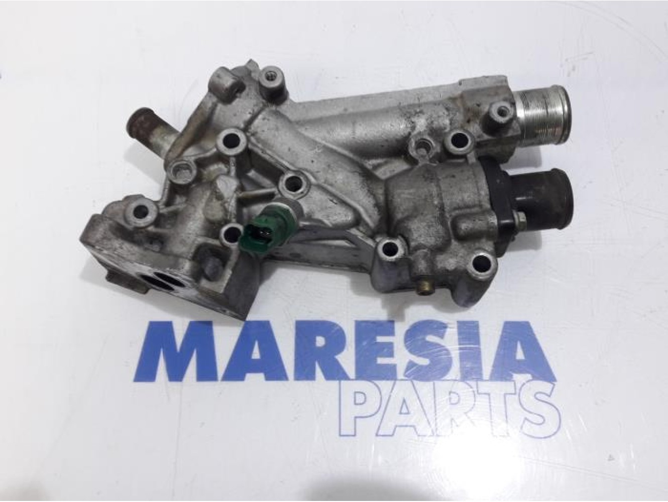 Citroen - C5 - Thermostat housing